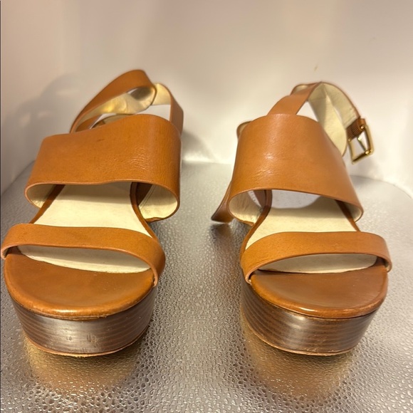 Michael Kors Tan Platform Sandals with Metallic Sole - Picture 1 of 9